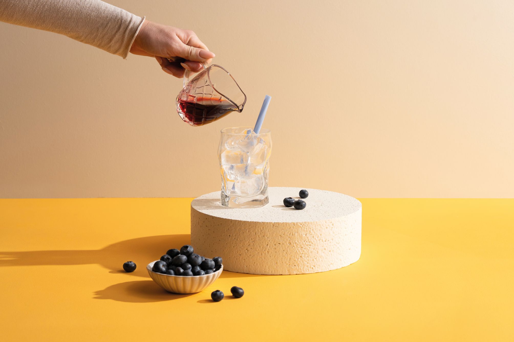 iced blueberry latte