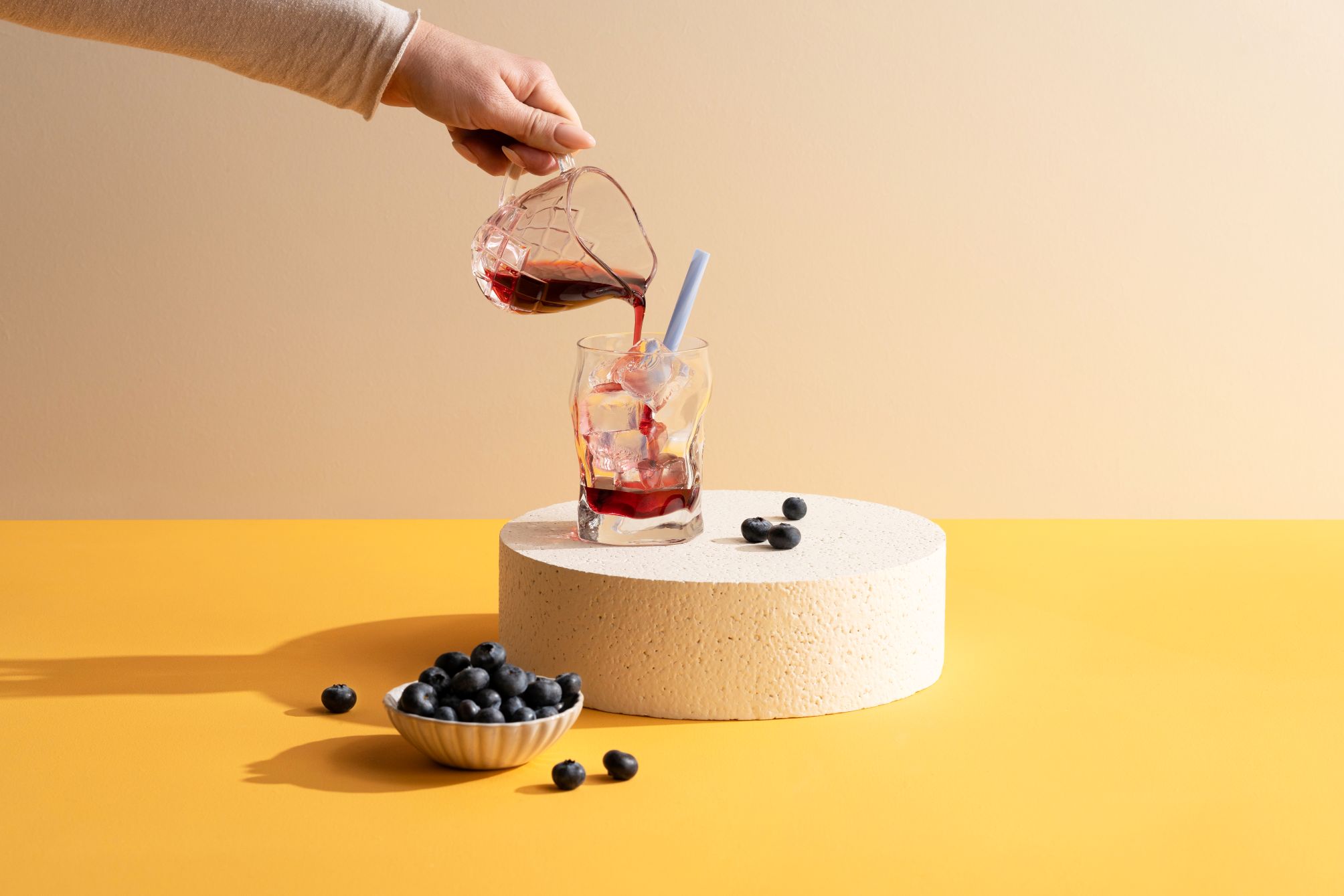iced blueberry latte