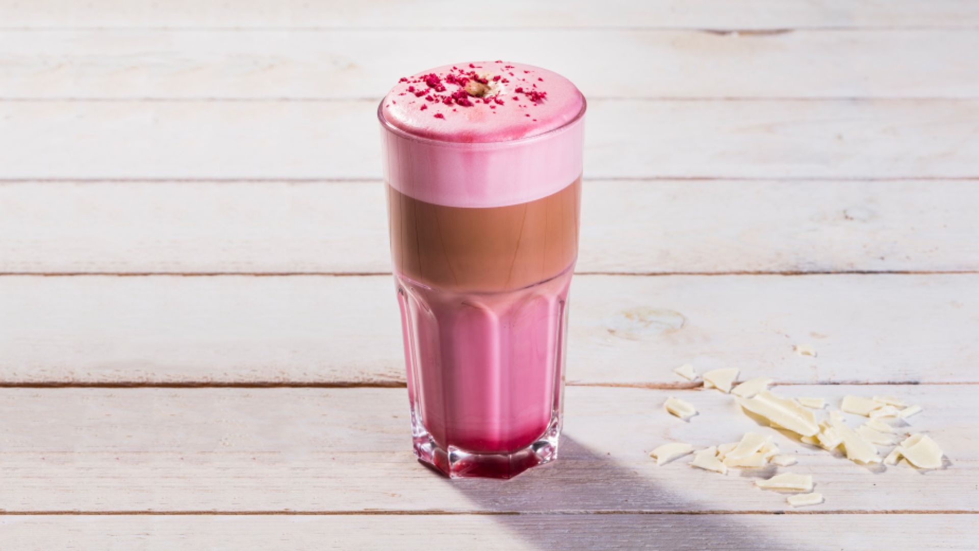 Red velvet latte | Lattiz