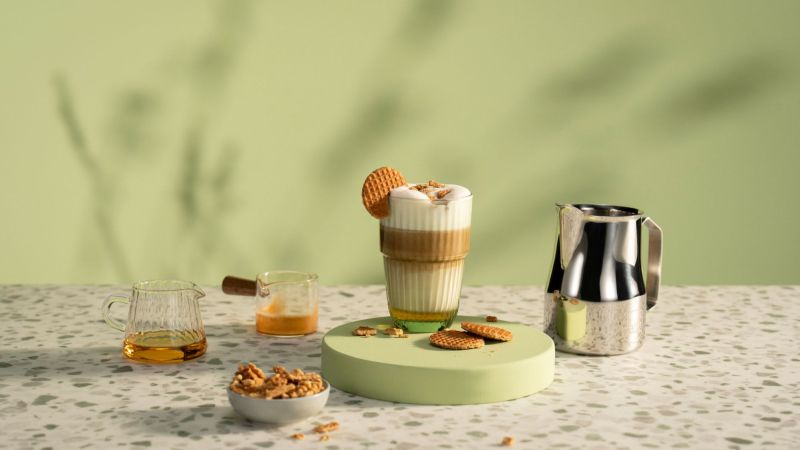 golden stroopwafel latte. 