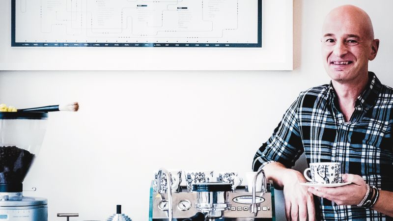 Barista Peter Hernou | Lattiz